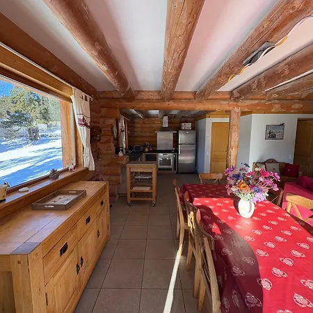 Les Sorbiers, En Rondins, Classe 4****etoiles Chalet *